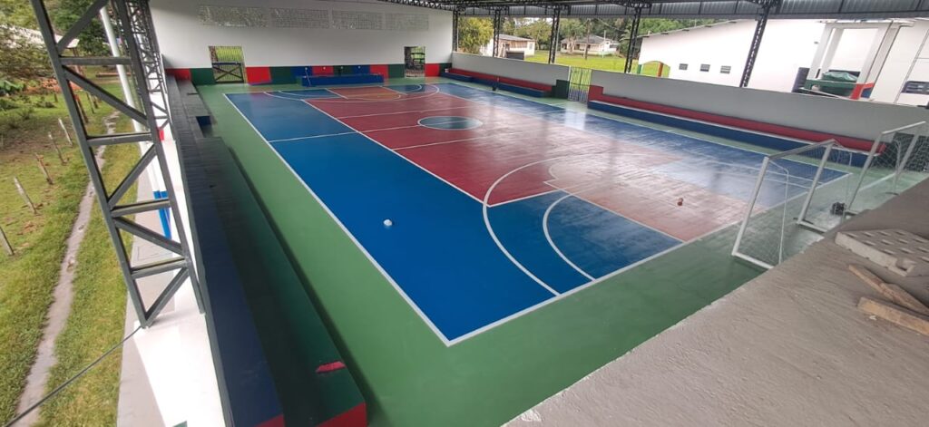 Quadra da comunidade Cristo Rei pronta para ser inaugurada