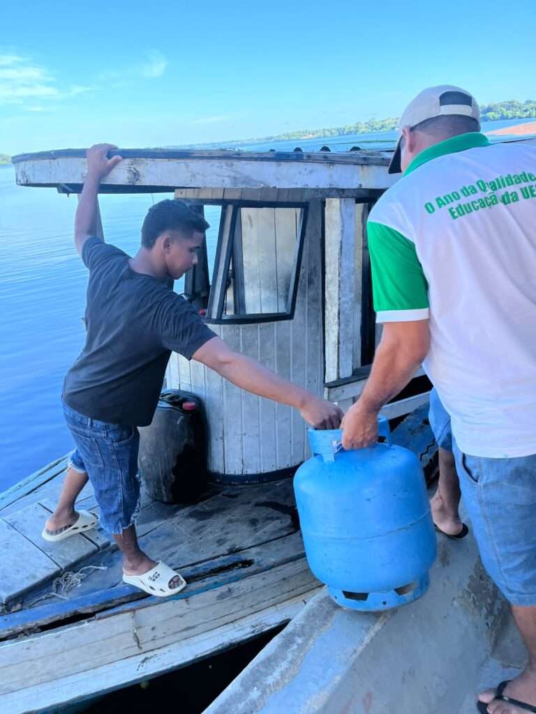 Prefeitura de Humaitá realiza ações de assistência no interior do município e garante a manutenção de benefícios sociais